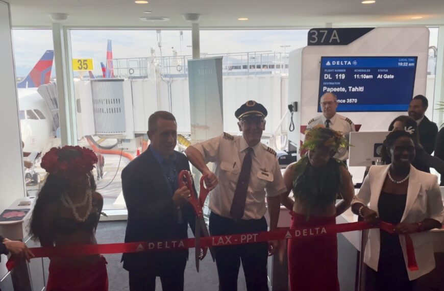 Inaugural Flight Celebrations on Delta LAX to Tahiti